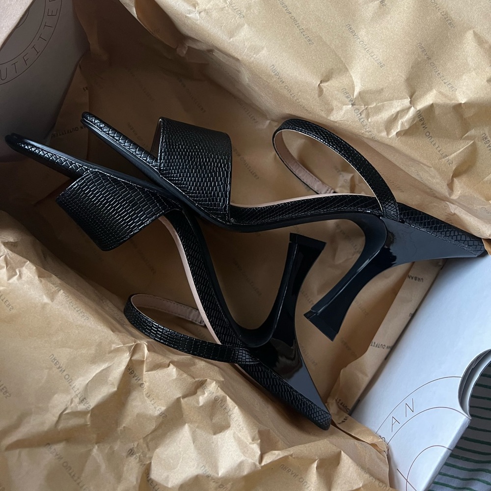 Urban Outfitters Lee Strappy Heel